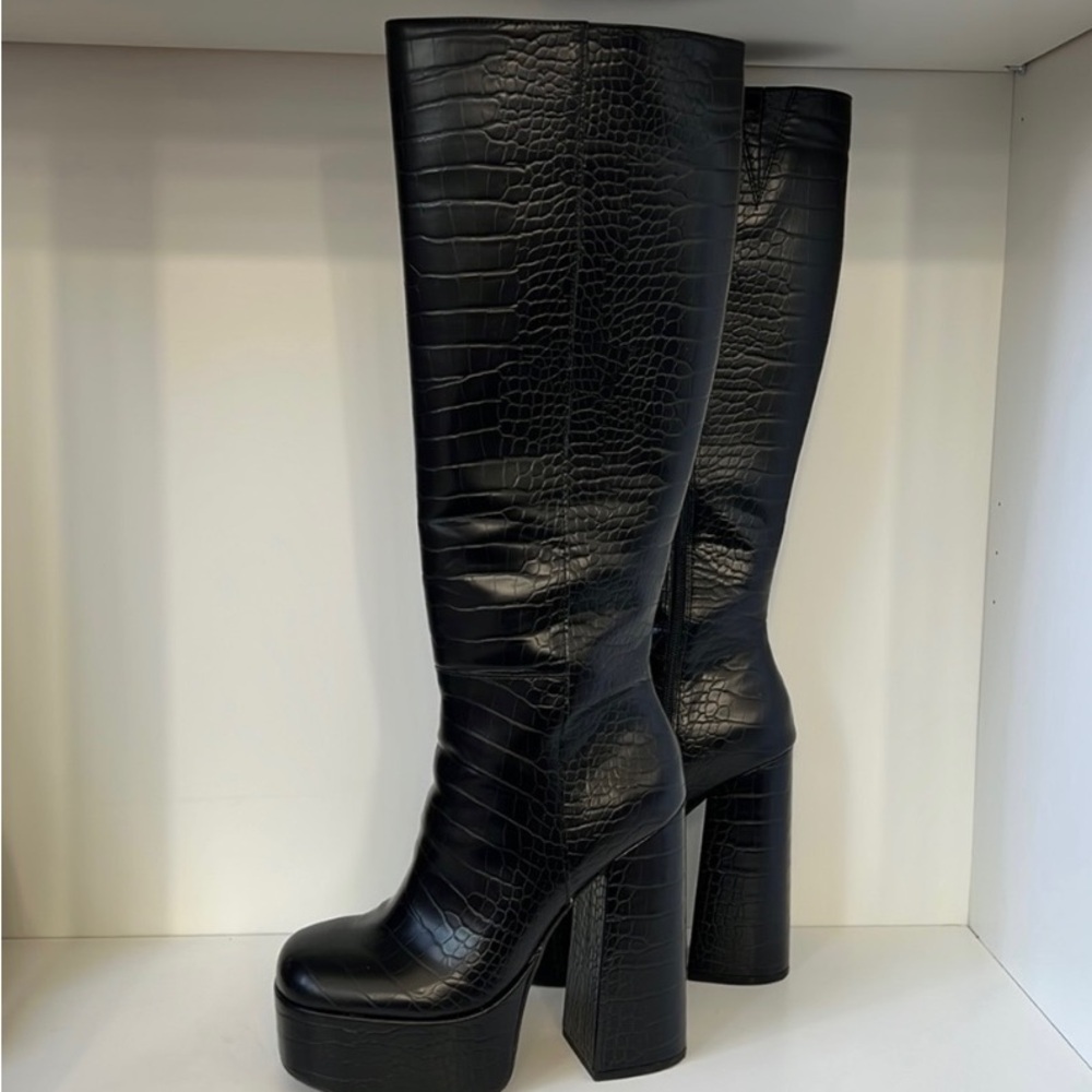 Jessica Simpson Samah platform boots ✨NEW✨